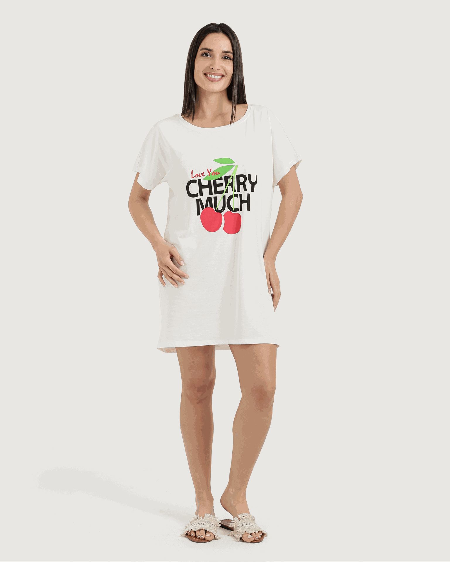 Cherry  كاش مايوه حريمي اوفر سايز