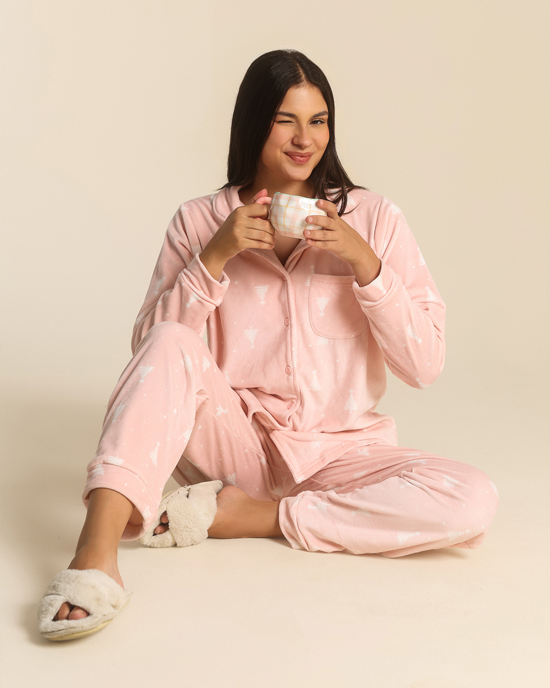 Women button up pajama in rose forest
