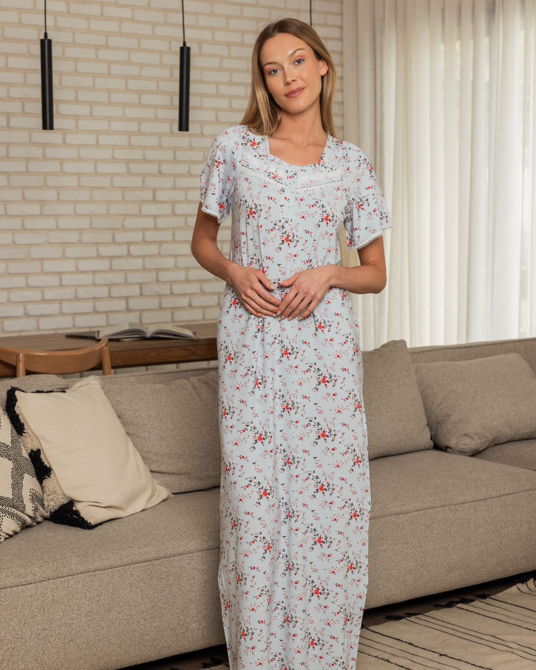 ‫قميص ليكرا‬‫ مايكى رقبه مربعه بنرفيرات جبير و مرد 1/2 كم‬