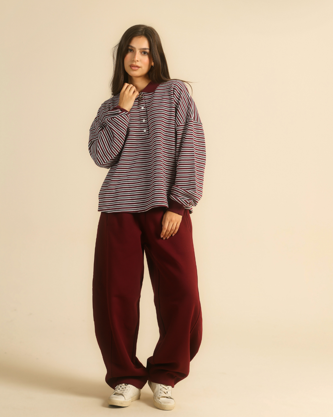Women set in striped top