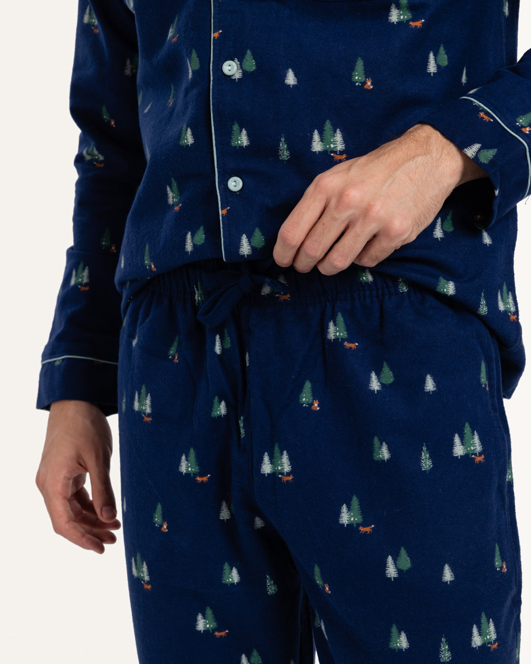 بيجاما بزراير أشجار الكريسماس