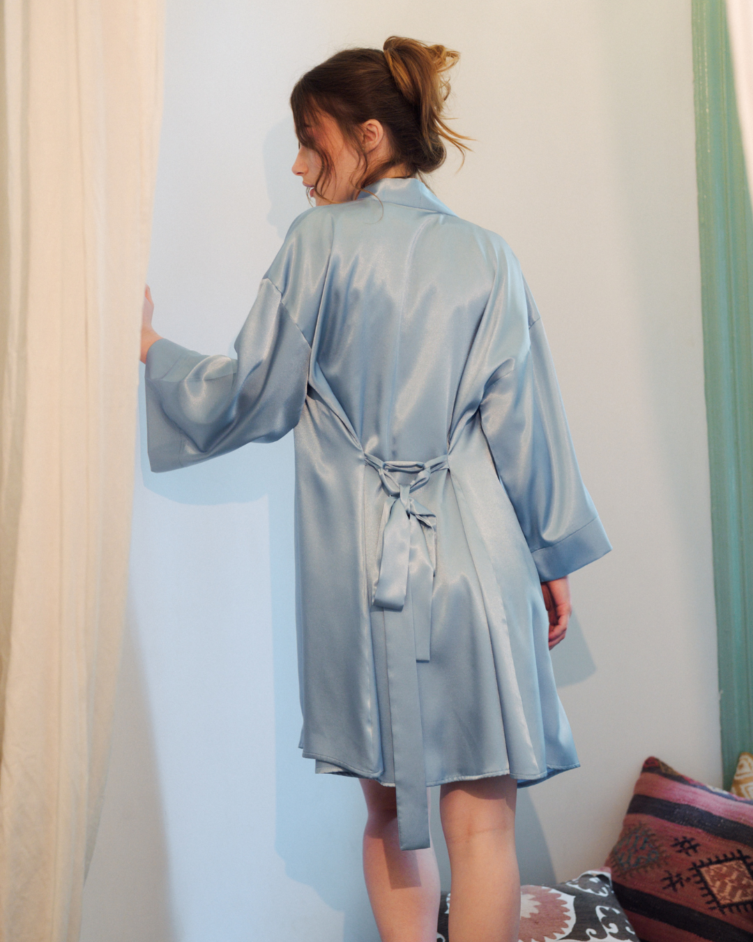 روب ساتان بحزام