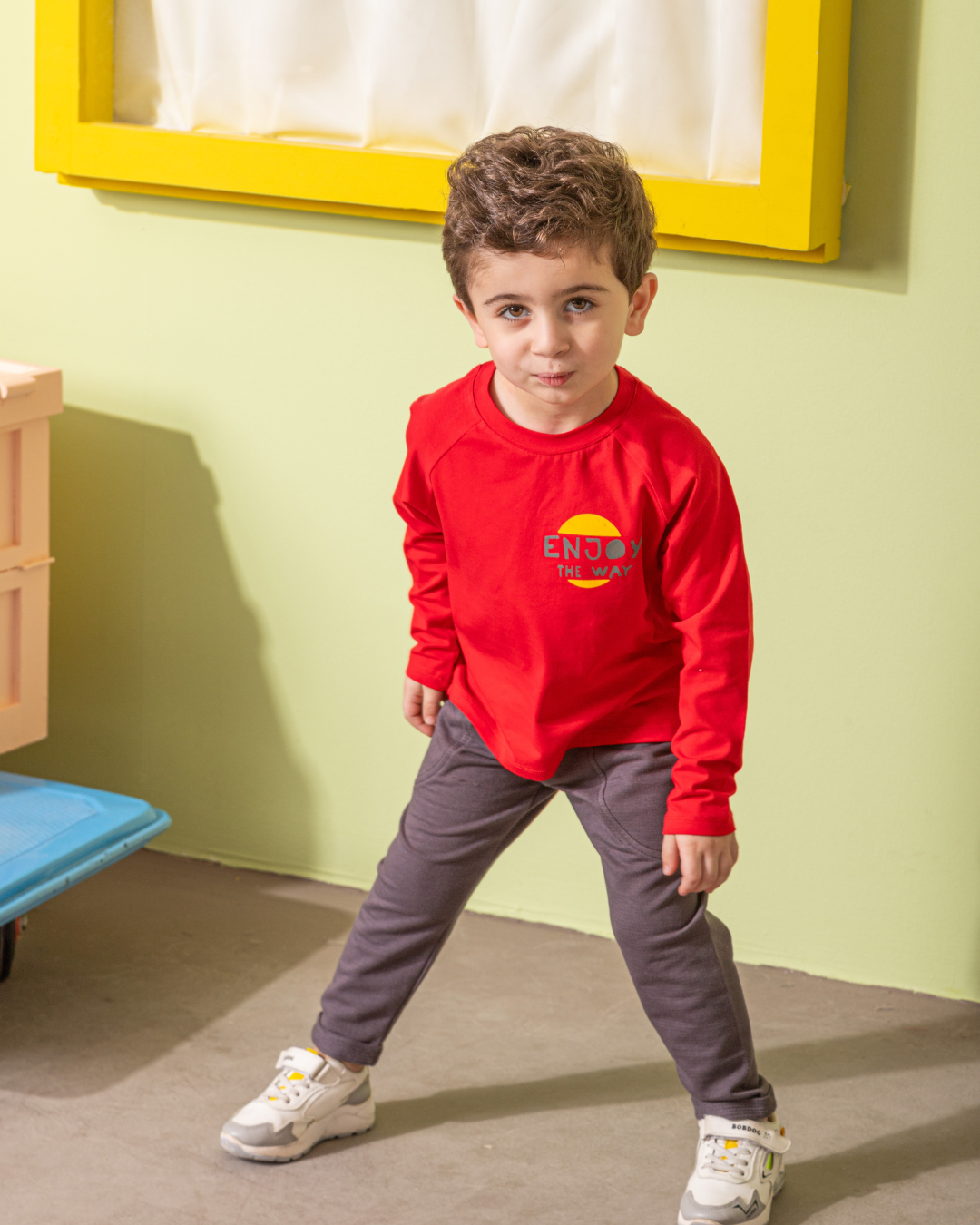 Enjoy The Way بيجامه اولادي وسط خريفي