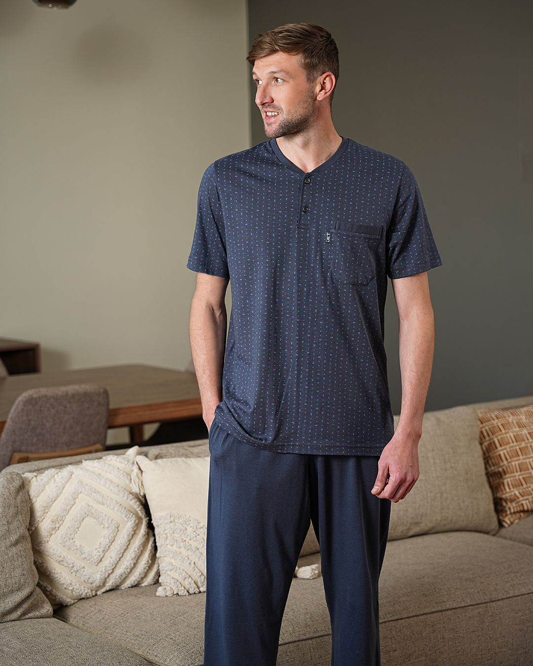 Men's pajamas, half-sleeve T-shirt and Sambox printed trousers