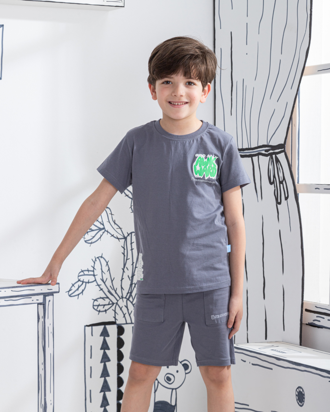 Graffiti art بيجاما أولادي نُص كُم