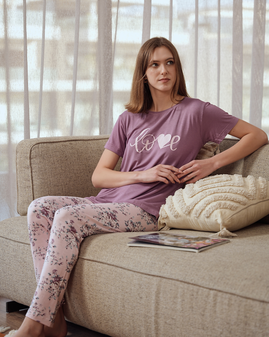 بيجامه حريمي مشجر ورد