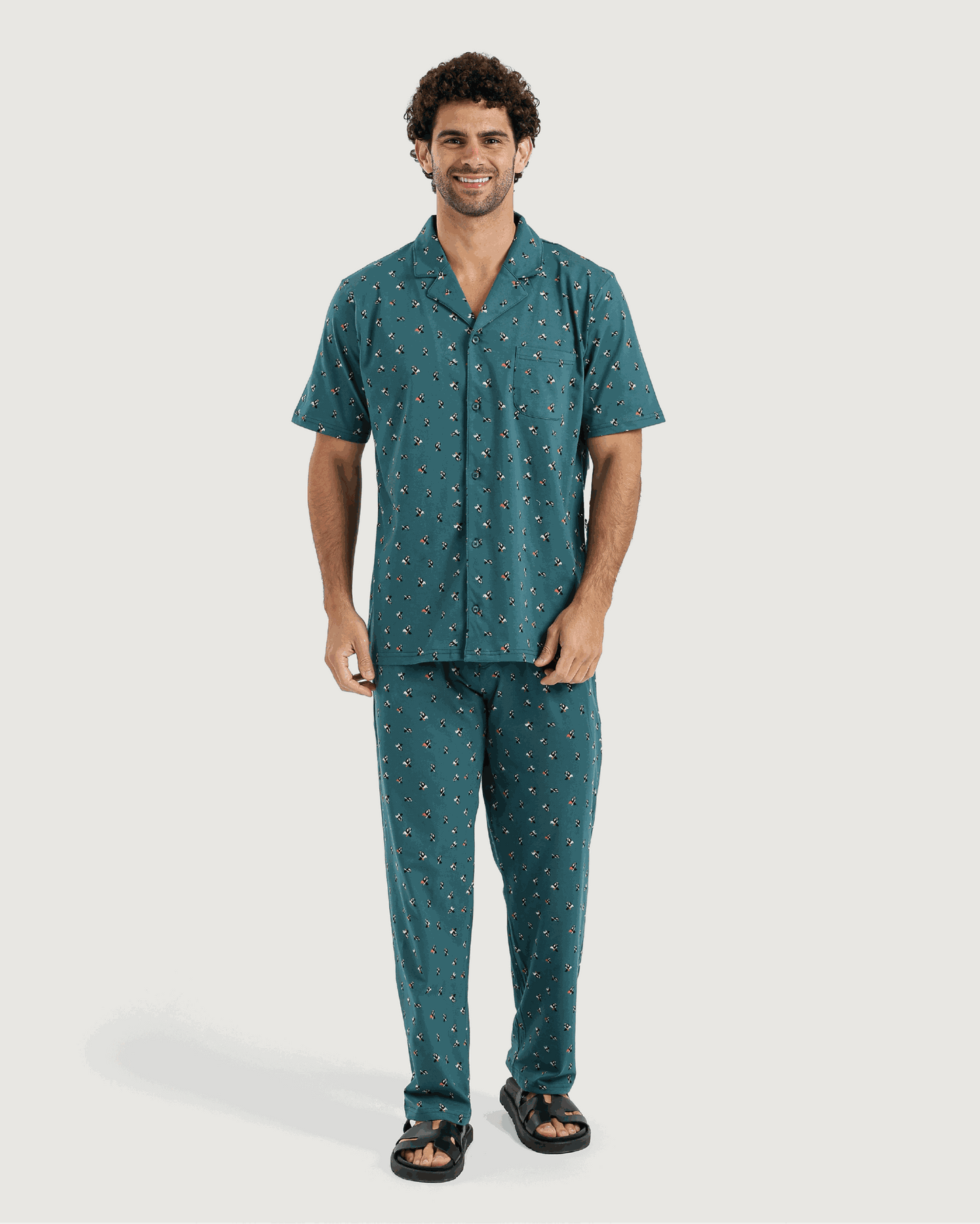 بيجاما رجالي بزراير طائر الطوقان