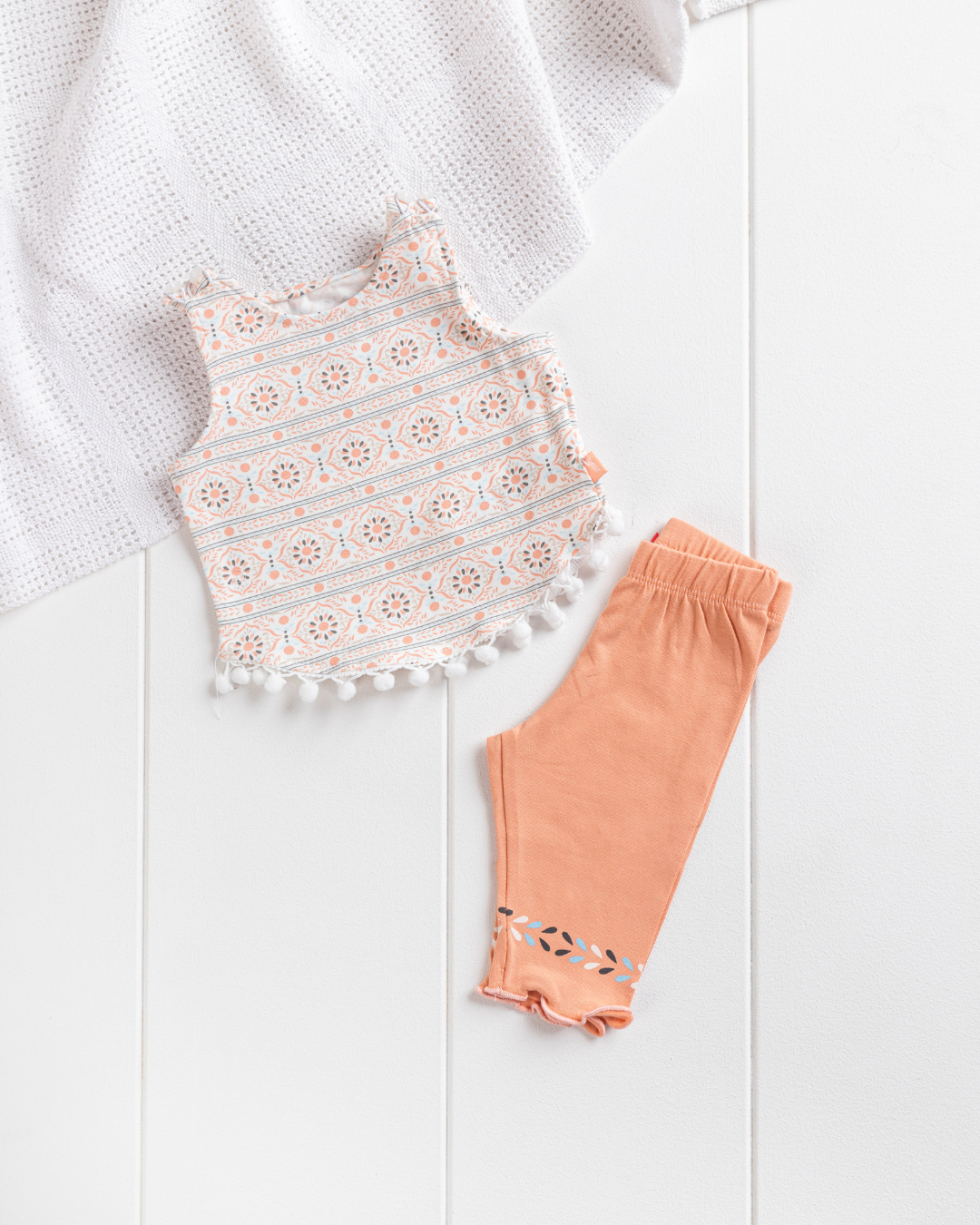 Ciao Bella Girls' printed T-shirt and pants pajamas