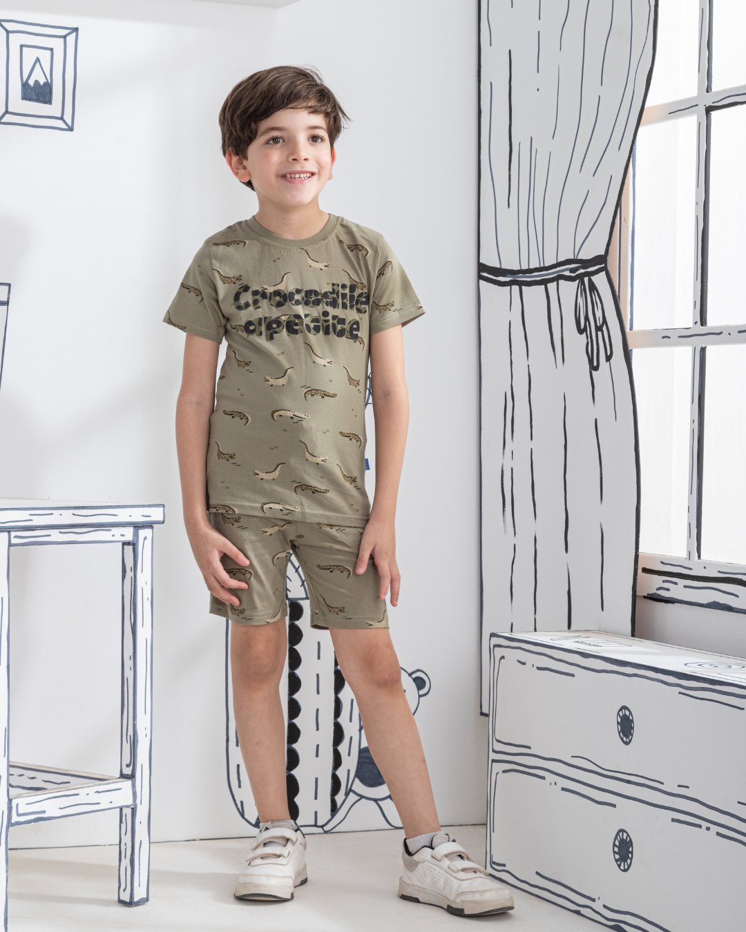 Crocodile apetite بيجاما أولادي نُص كُم
