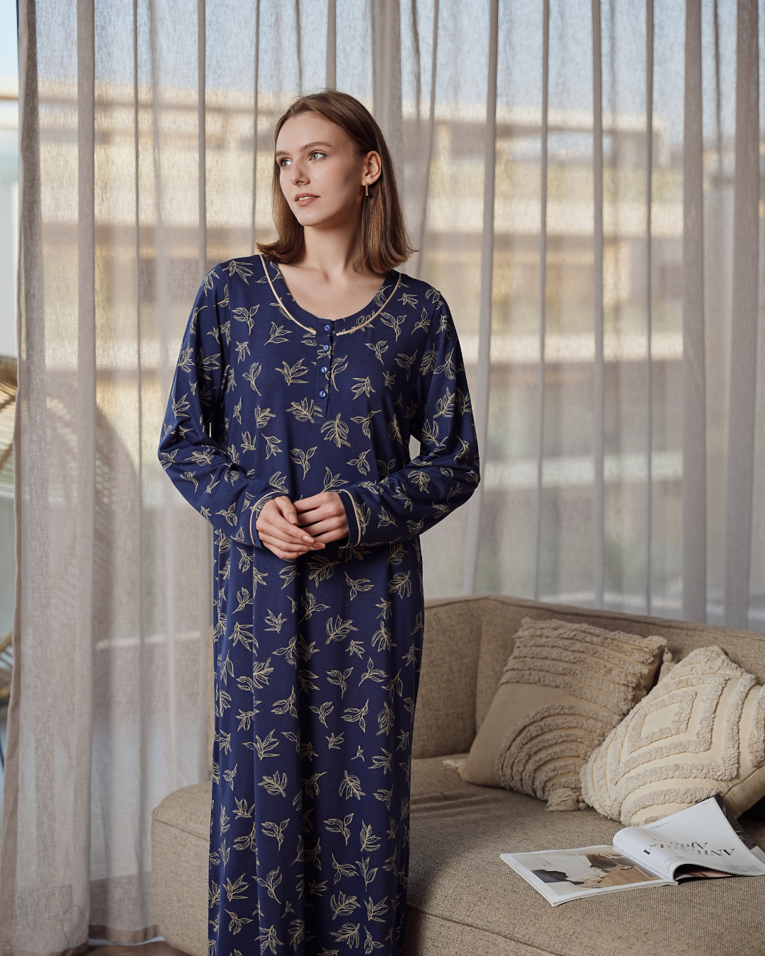 قميص حريمي بكم مطبوع ورق الشجر