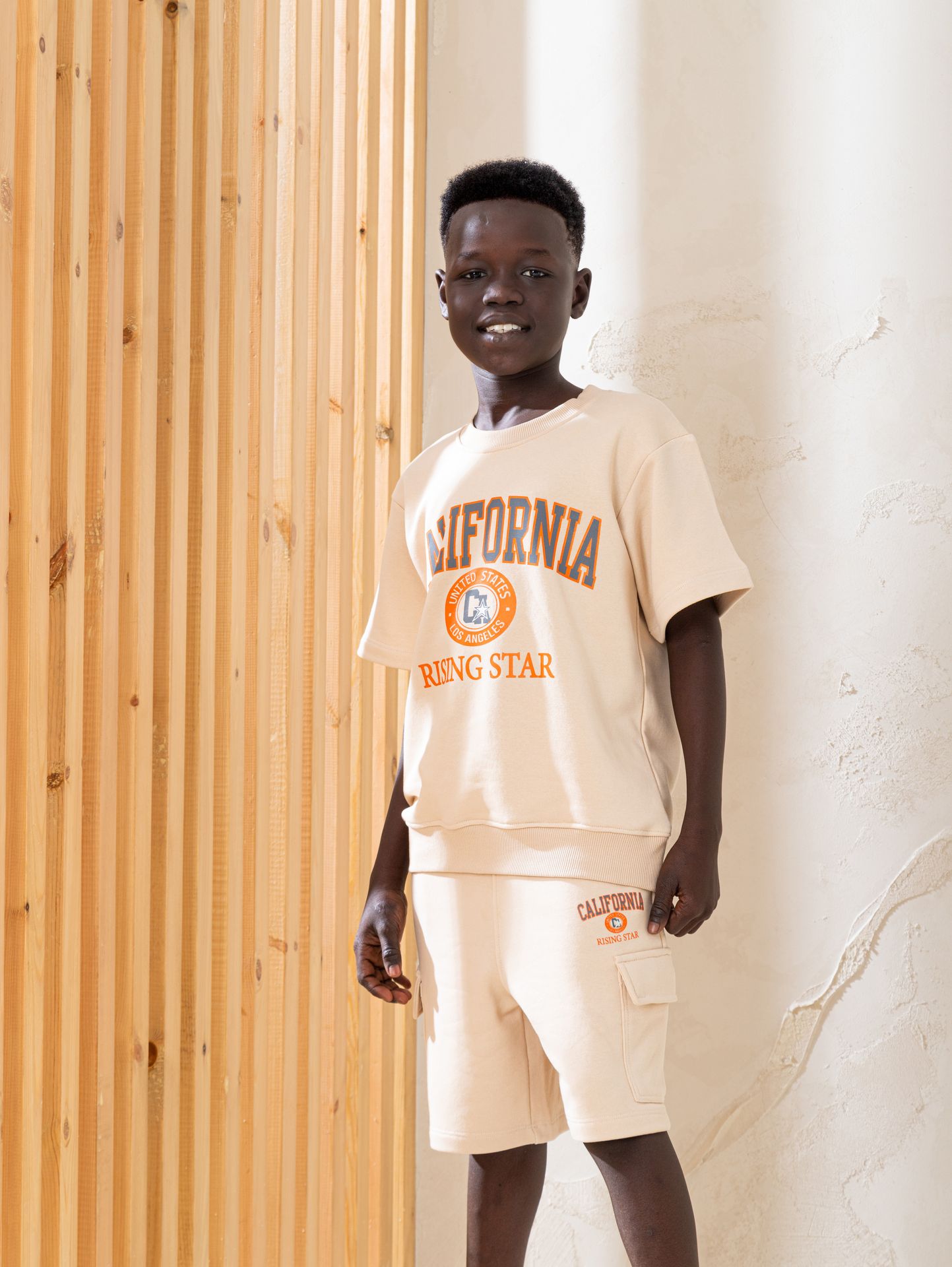 California Rising Star بيجاما اولادي