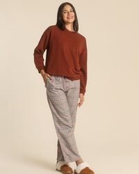 Women Oversized sweatshirt with plaid pants