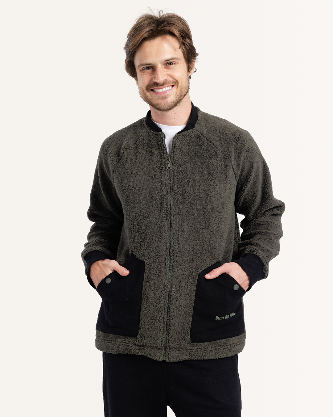 بيجاما بكم طويل و جيب من خامه البنطلون وبنطلون مستقيم