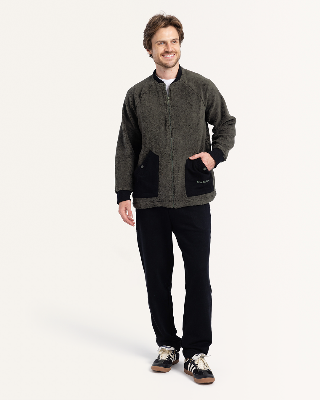 بيجاما بكم طويل و جيب من خامه البنطلون وبنطلون مستقيم