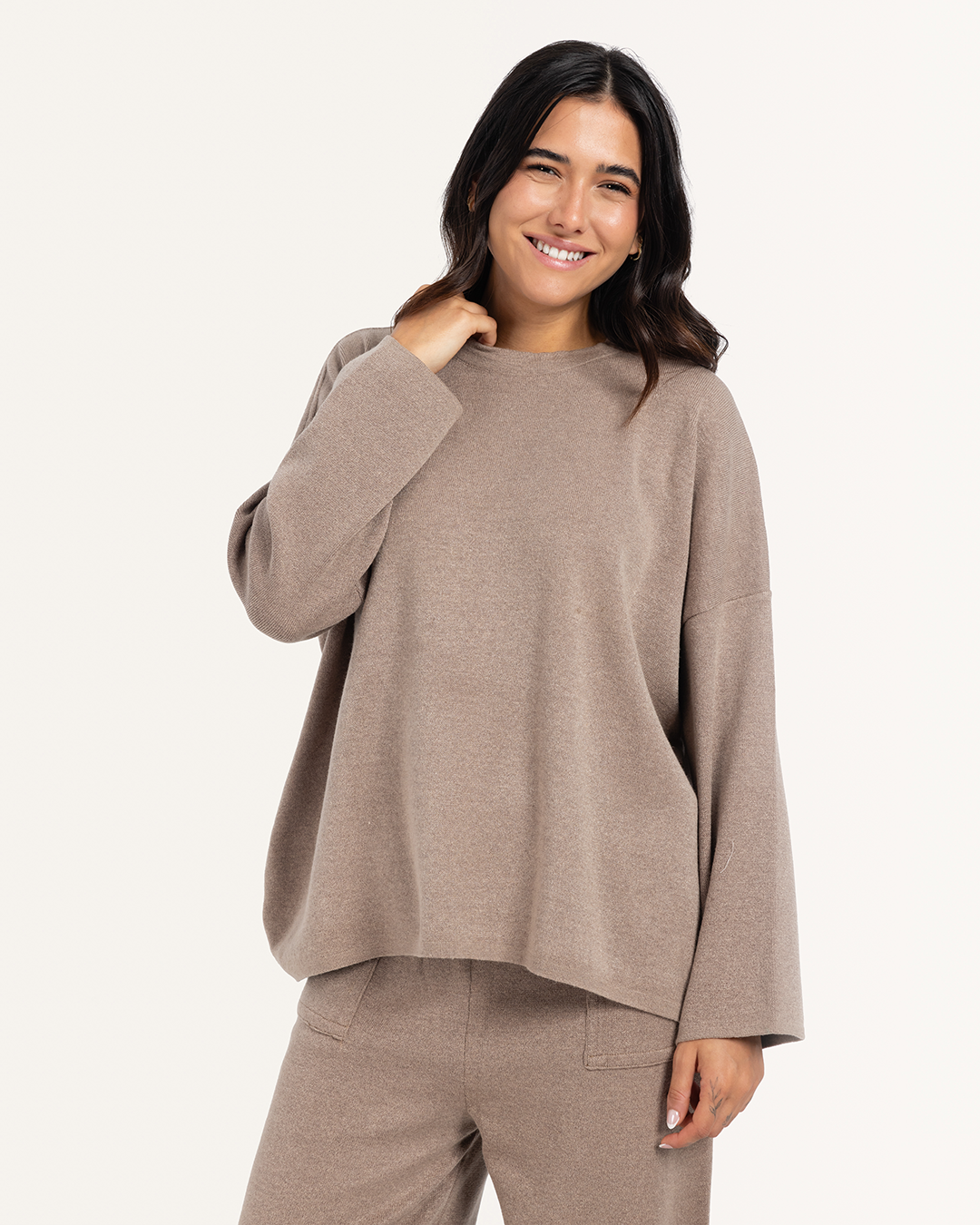 Oversized طقم تريكو حريمي