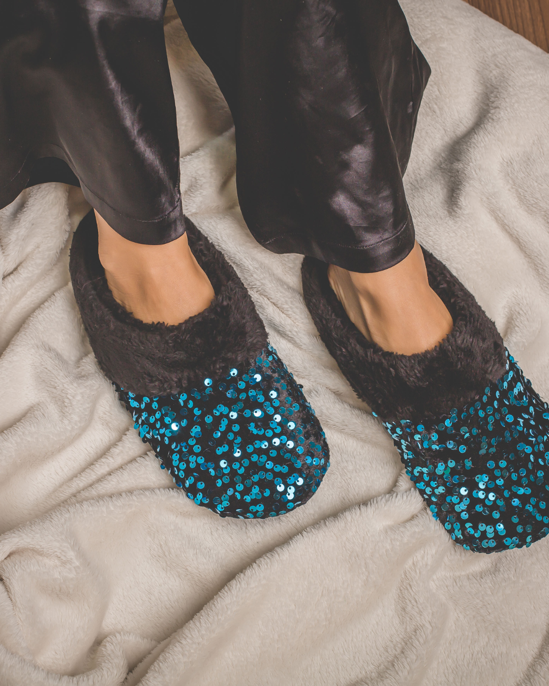 Sparkly Blue Women's Sequin Flip Flops