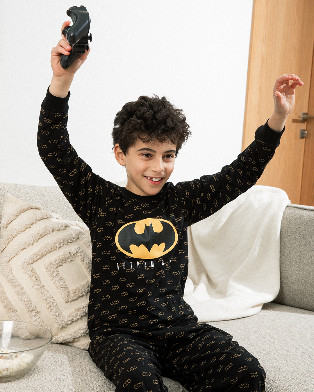 Batman Gotham cityبيجاما أولادي كُم طويل