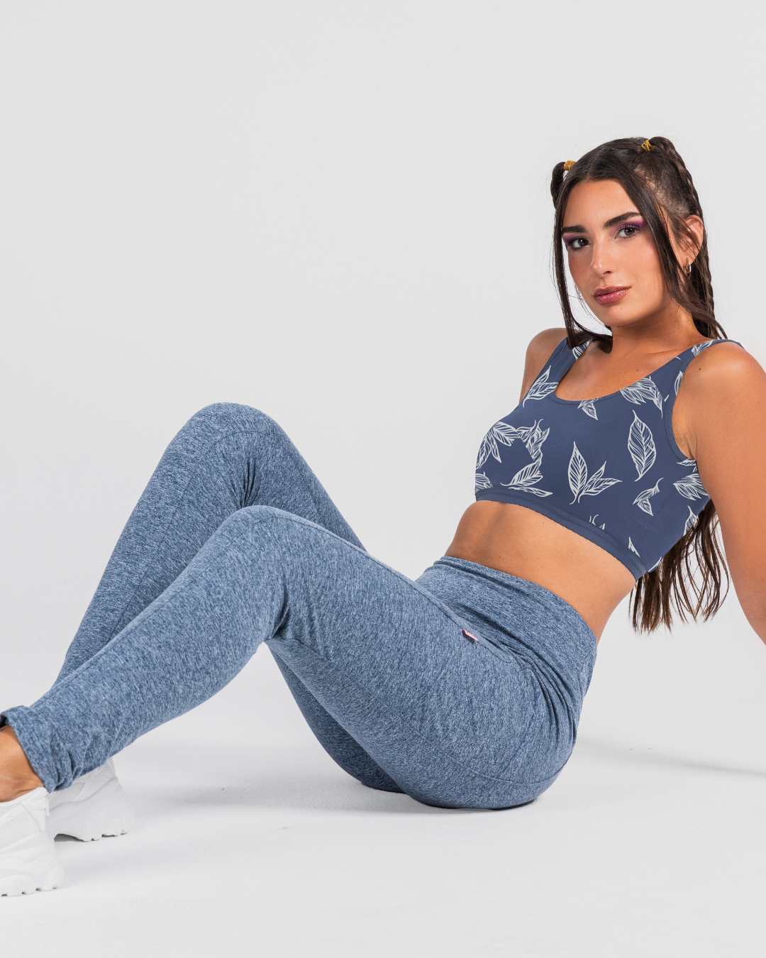 Wide Strap Sports Bra حمالة صدر حريمي