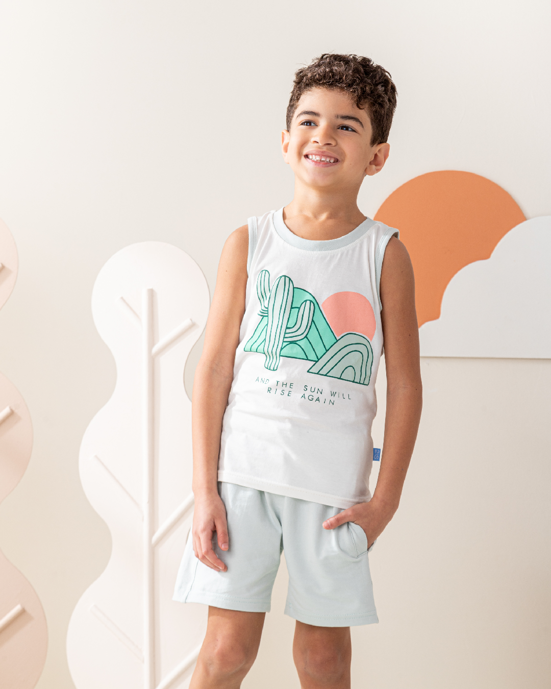 بيجاما شورت سمر ميلتون و توب كَت الصباره الخضراء