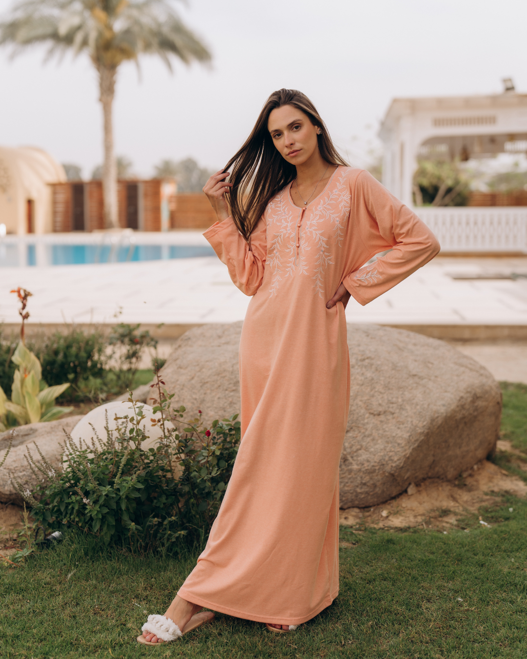 قميص حريمي كم راوند زراير مطرز فروع