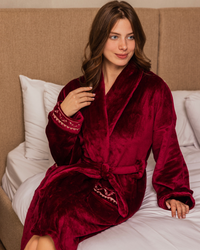 Women Embroidered Robe 24051