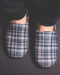 carreaux black شبشب رجالي كاروهات اسود