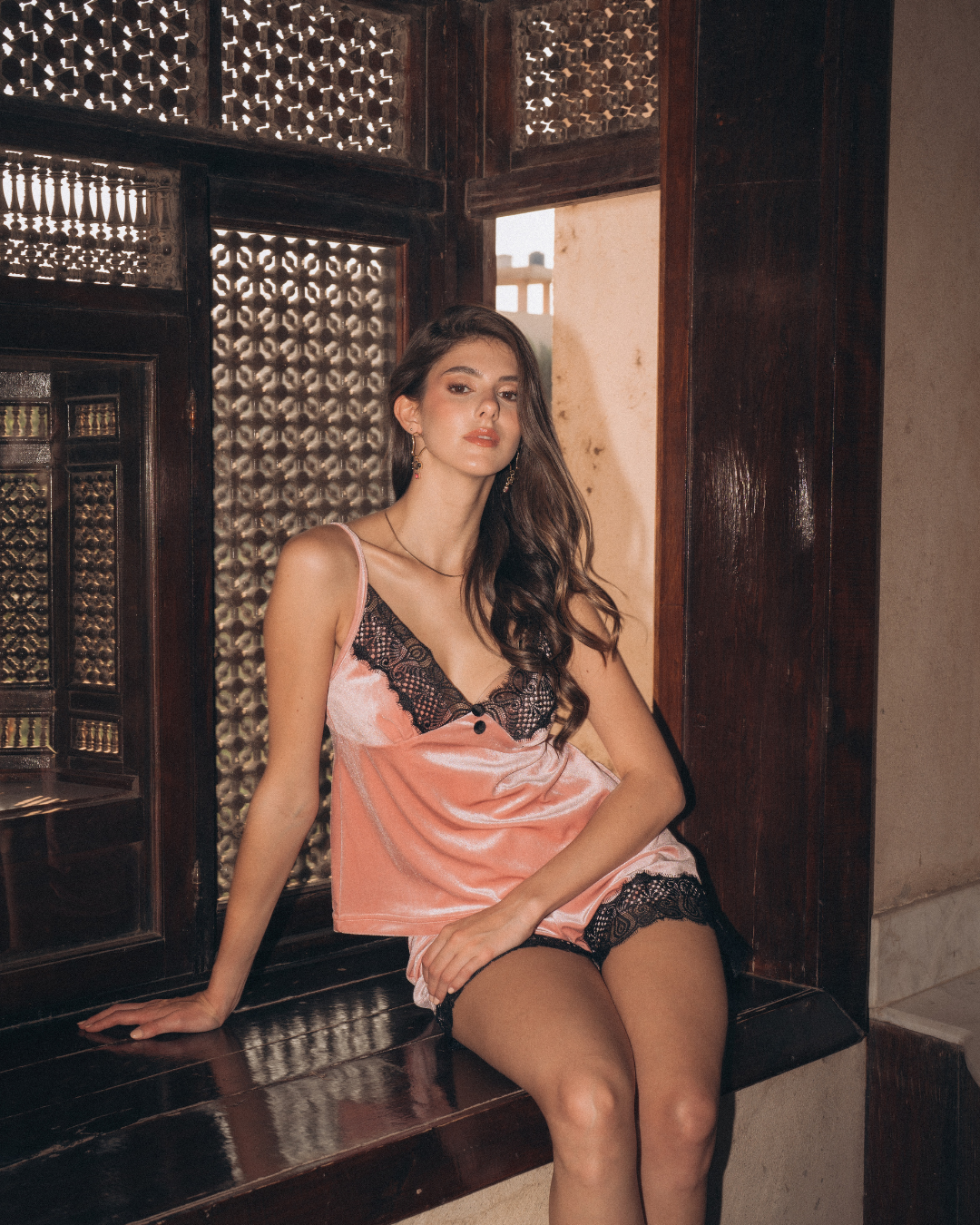 Women's pajama shorts polyester velor with lace