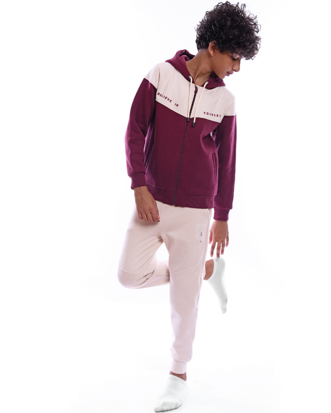 Innovatioبيجامه اولادي جاكيت بالكبيشون + بنطلون مطبوع