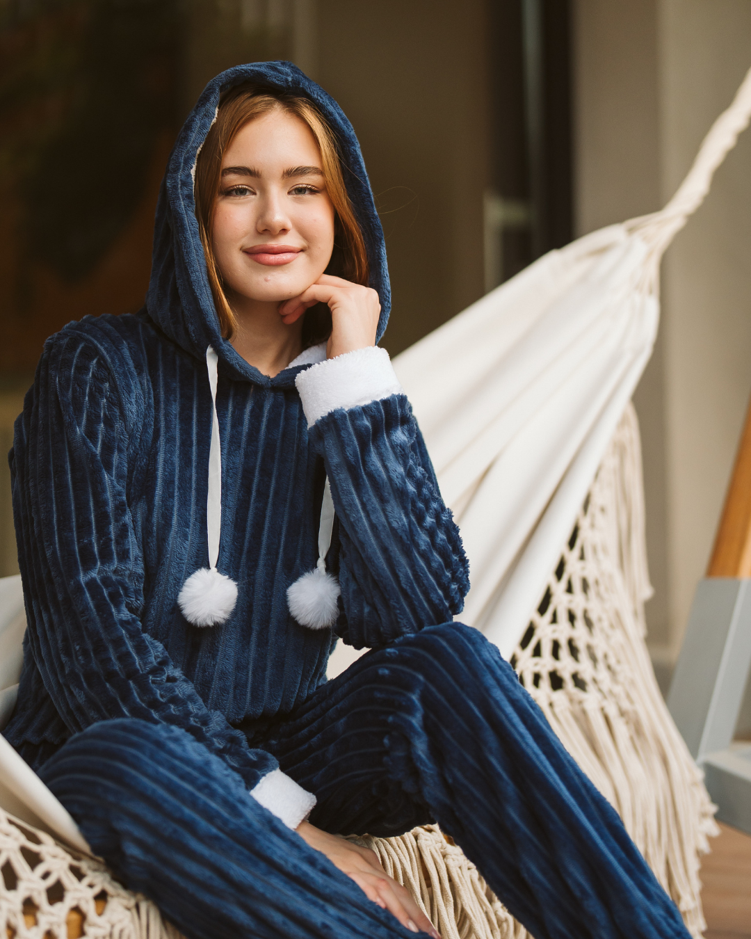 Fur & Polar بيجاما حريمي بولار بكابيشون * فرو ابيض