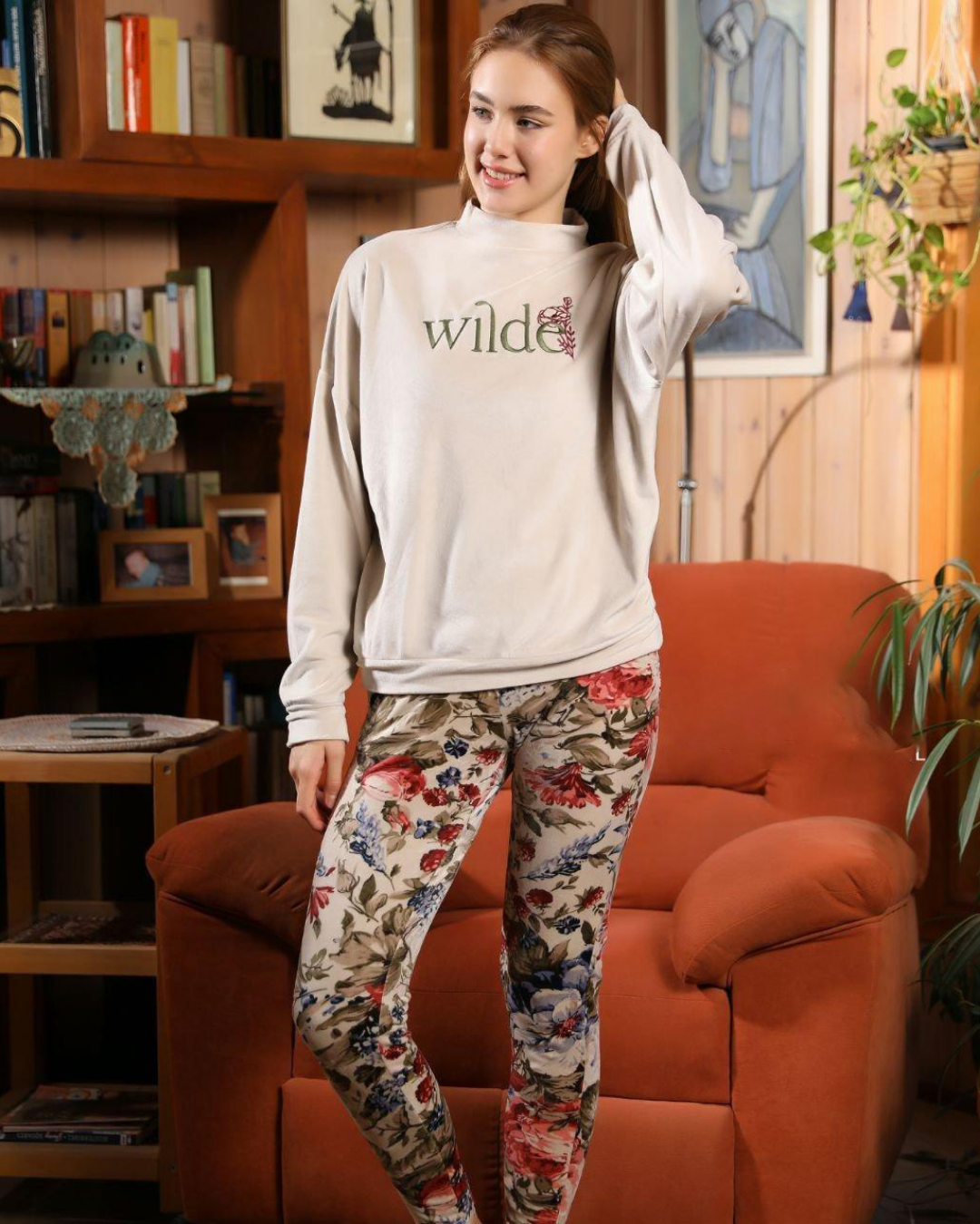 wilde  بيجامه حريمي طباعه علي الصدر