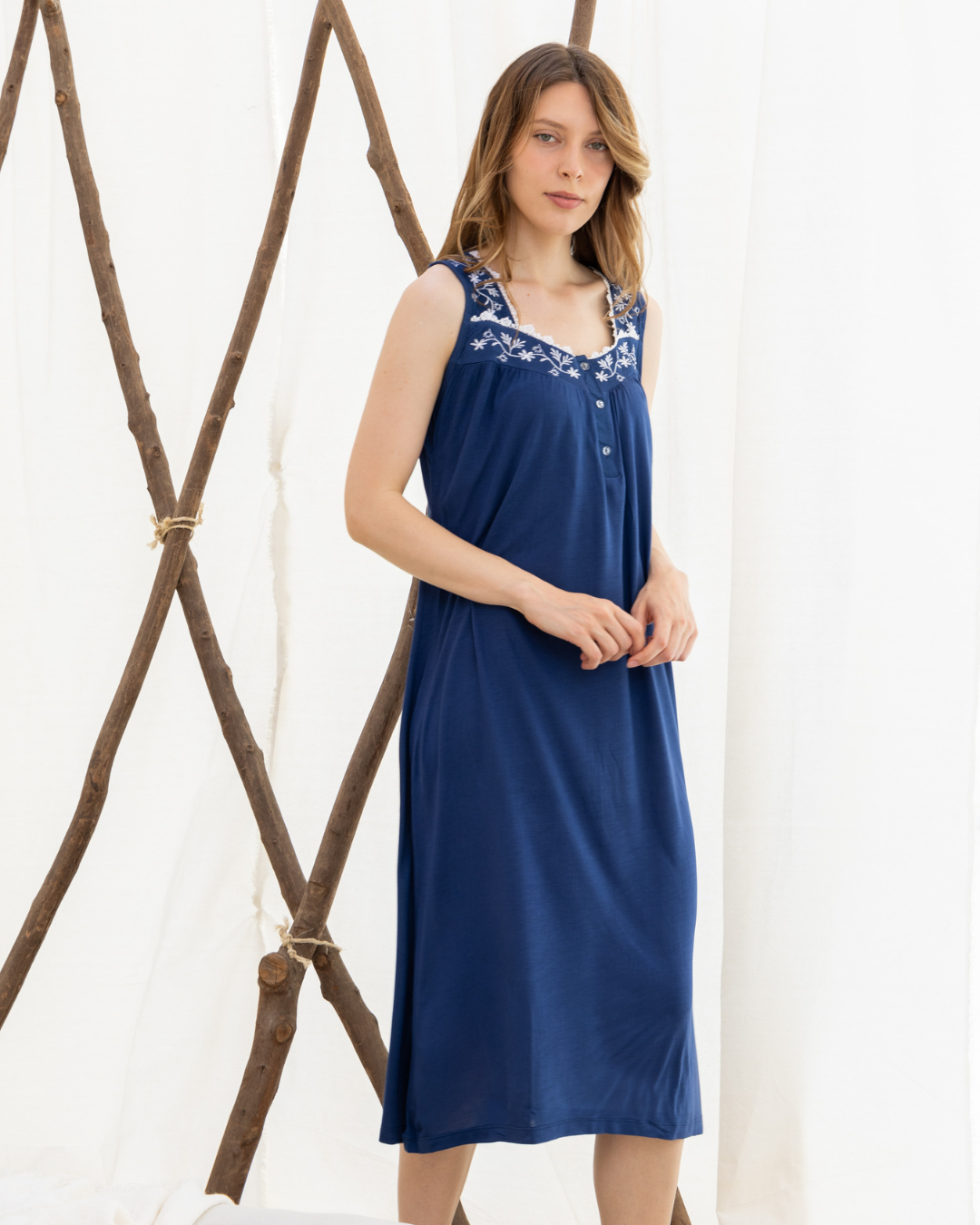 نايت شيرت حريمي قصير كت شانيل تطريز الورده