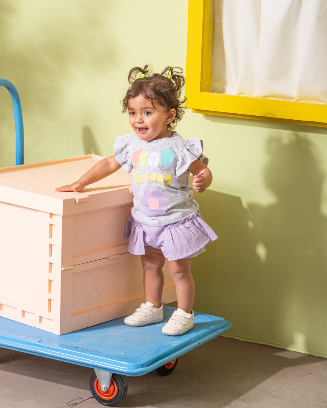 Grow Strong NB بيجامه بناتي بيبي