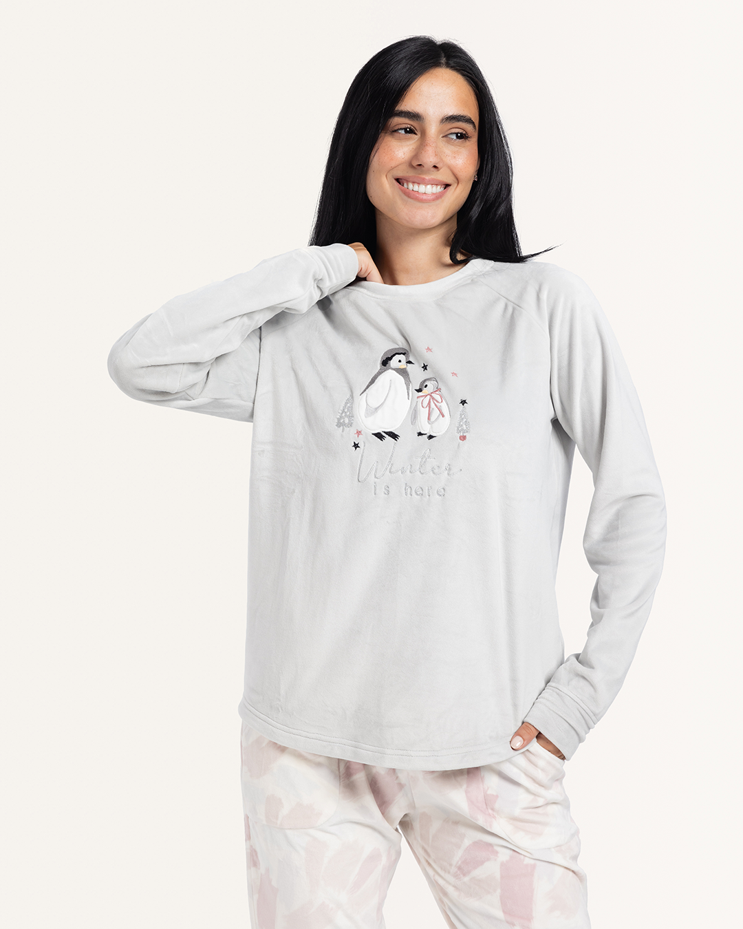 بيجاما كم طويل مع بنطلون الوان متداخله