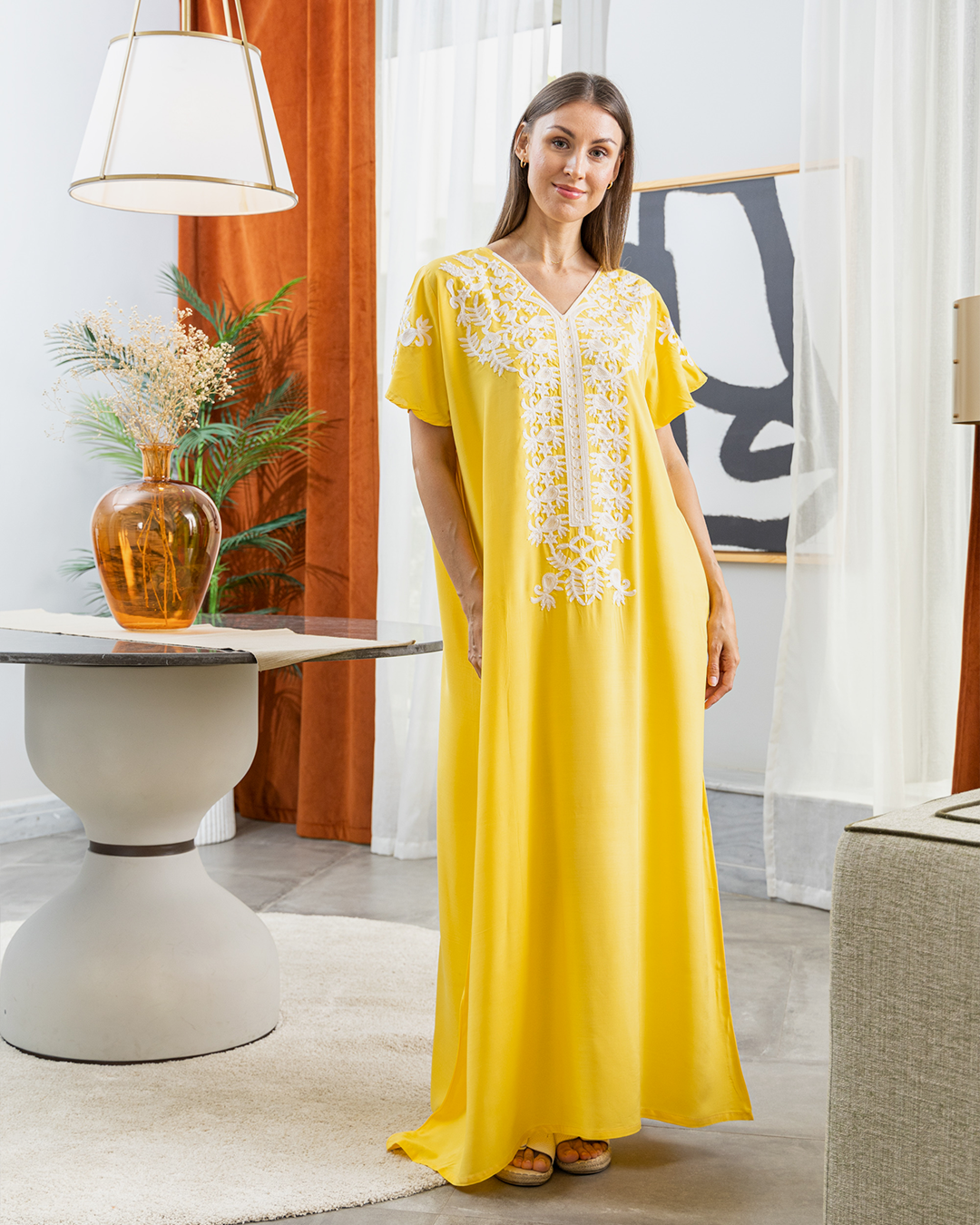 Viscose shirt, 5 half sleeves, plain embroidered