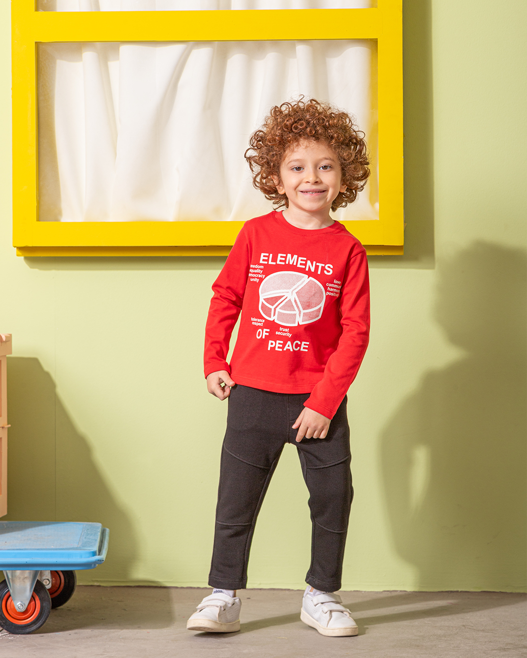 Elements Of Peace بيجامه اولادي وسط خريفي