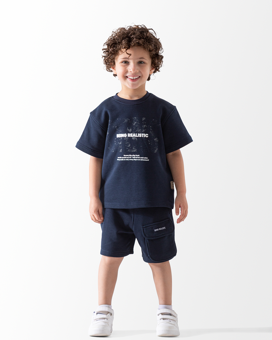 Boys' Kids Set Be Realistic