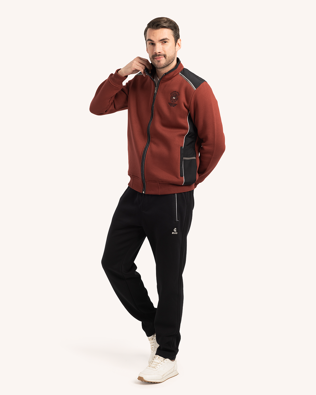 ترينج رجالى ياقة سوستة