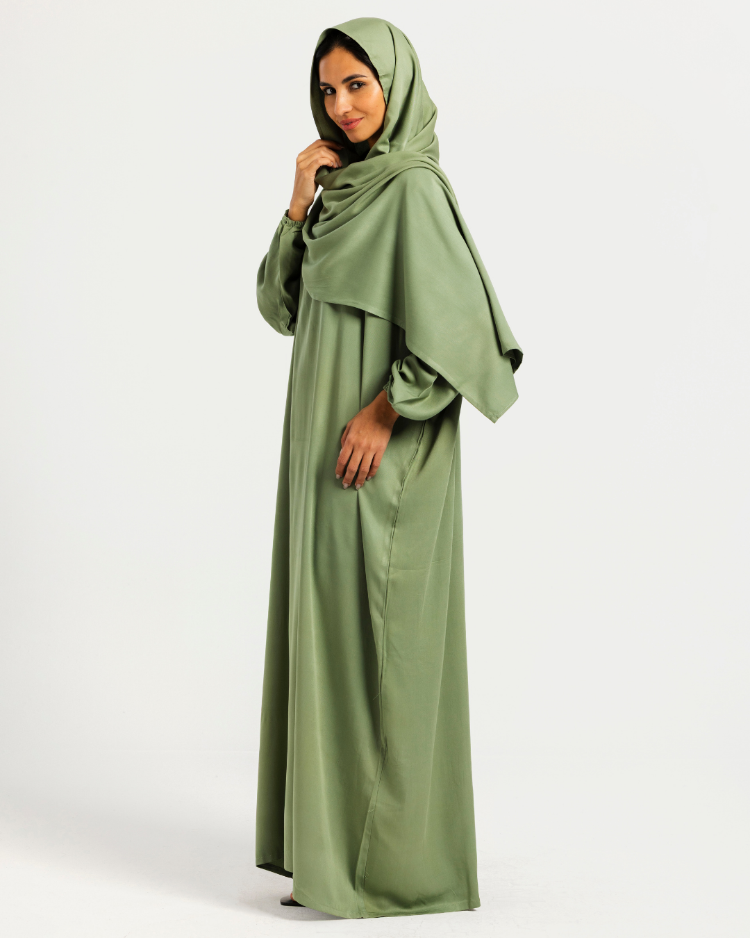 004 إسدال حريمي فسكوز سادة