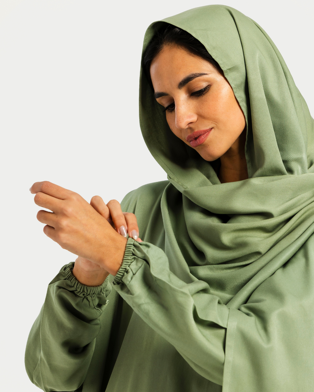 004 إسدال حريمي فسكوز سادة