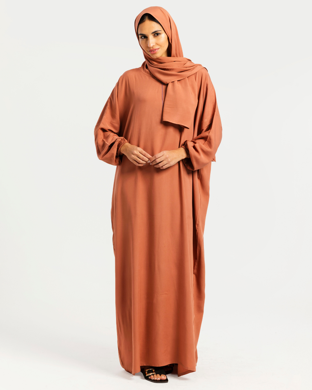 004 إسدال حريمي فسكوز سادة