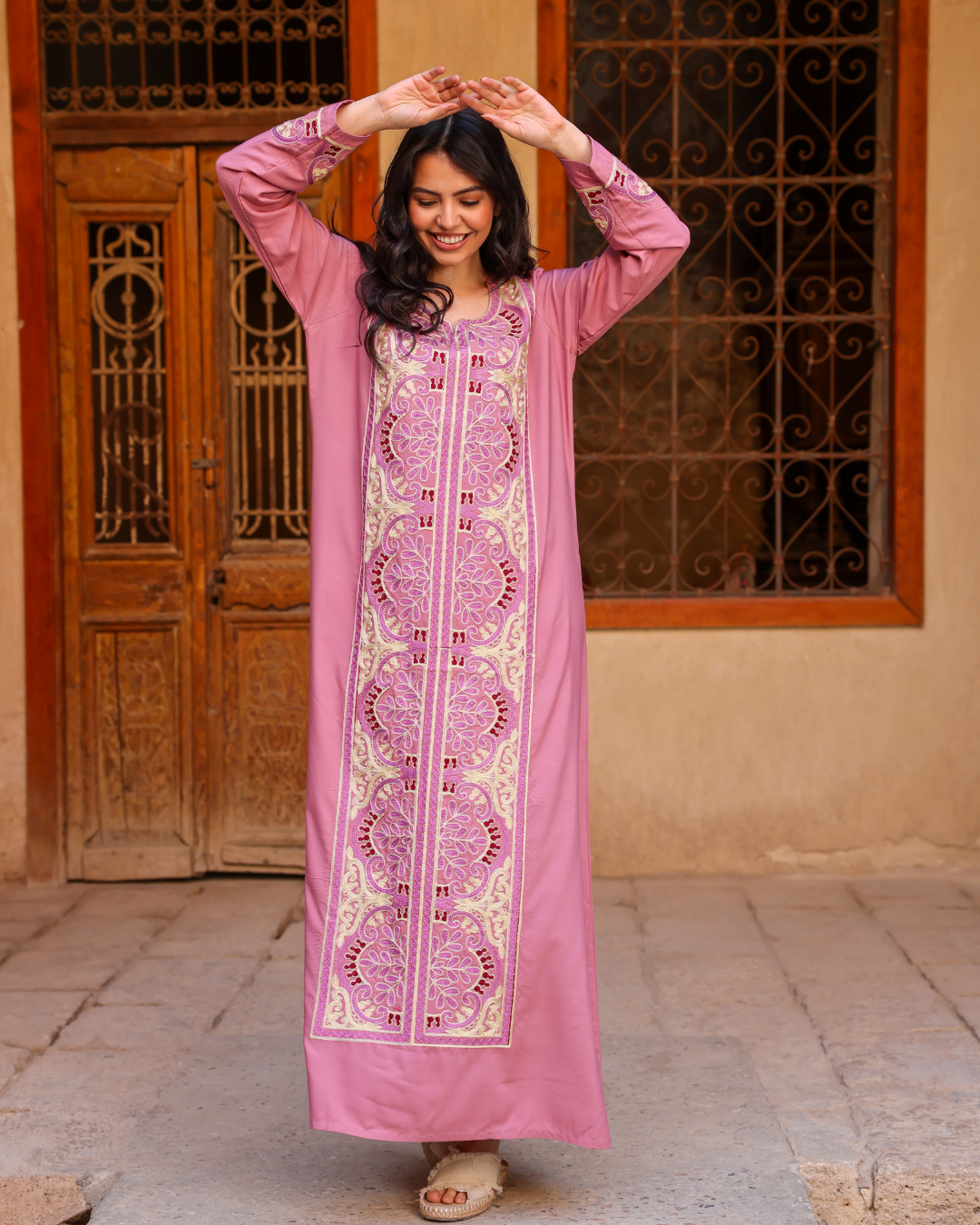 قميص داكرون سادة بكم مطرز طويل 8