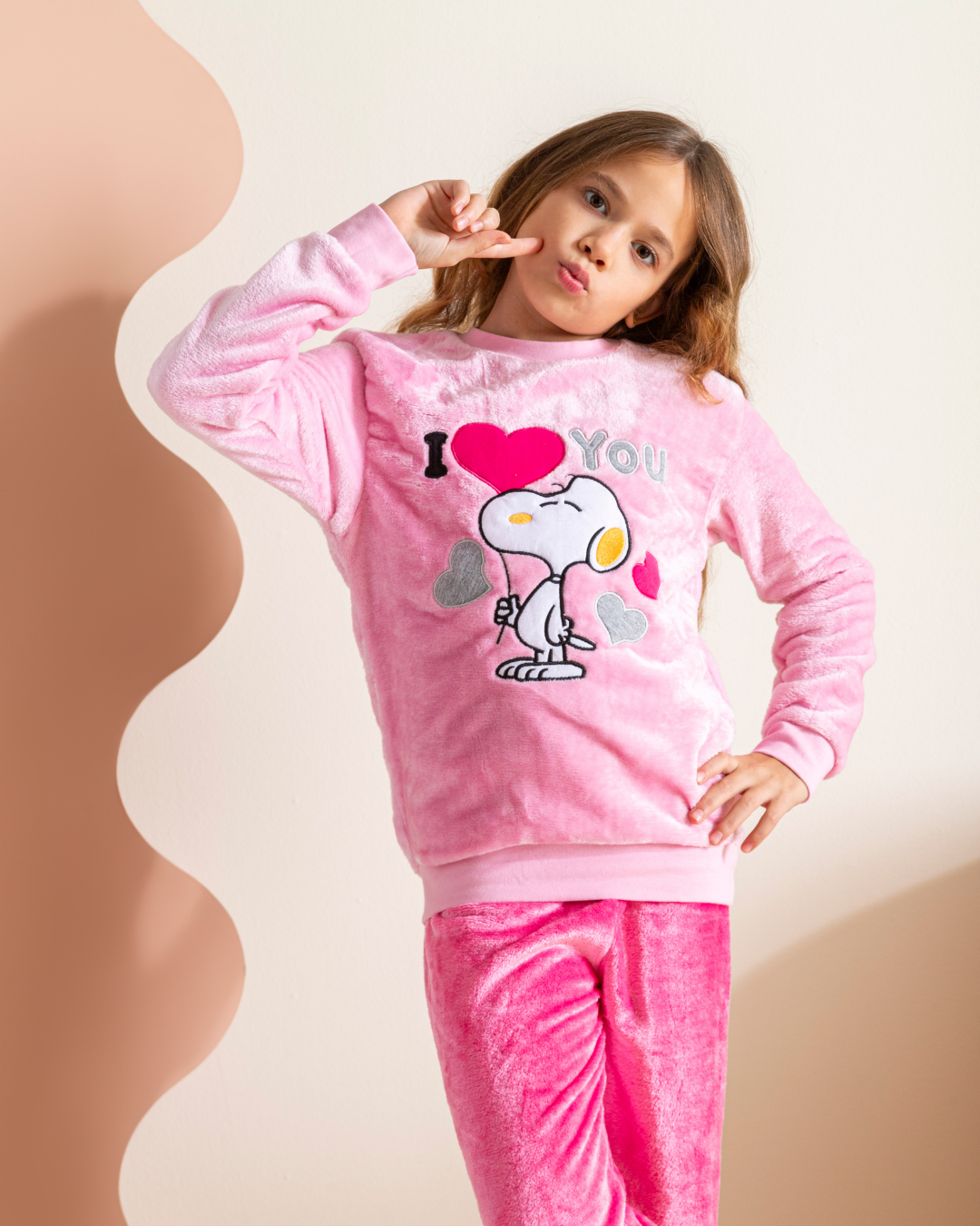 Snoopy love you بيجامه بناتي