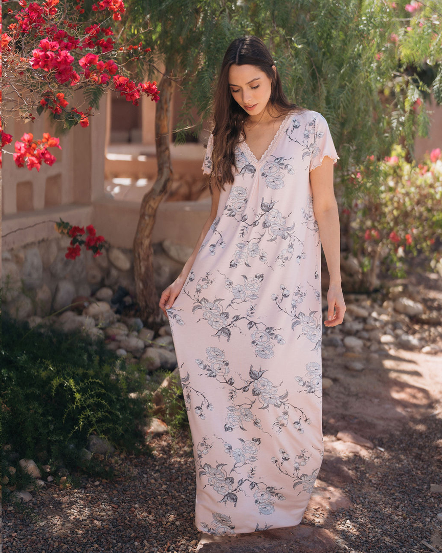 Long sleeve lace floral V shirt for women