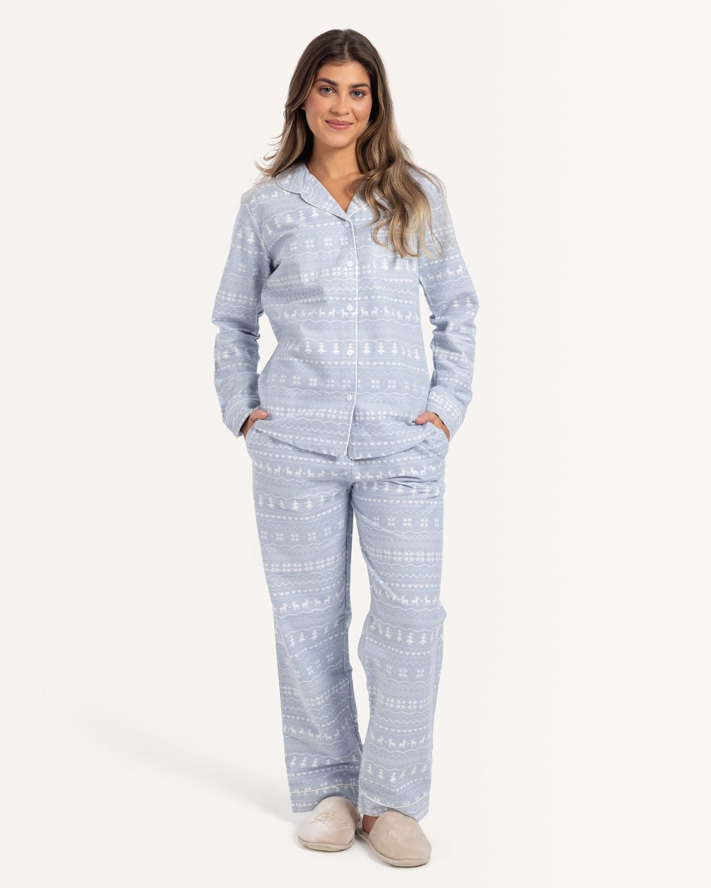 بيجاما كلاسيك بزراير موسم الأعياد