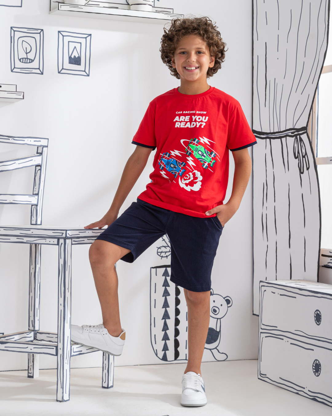 Boys' pajamas with car racing print