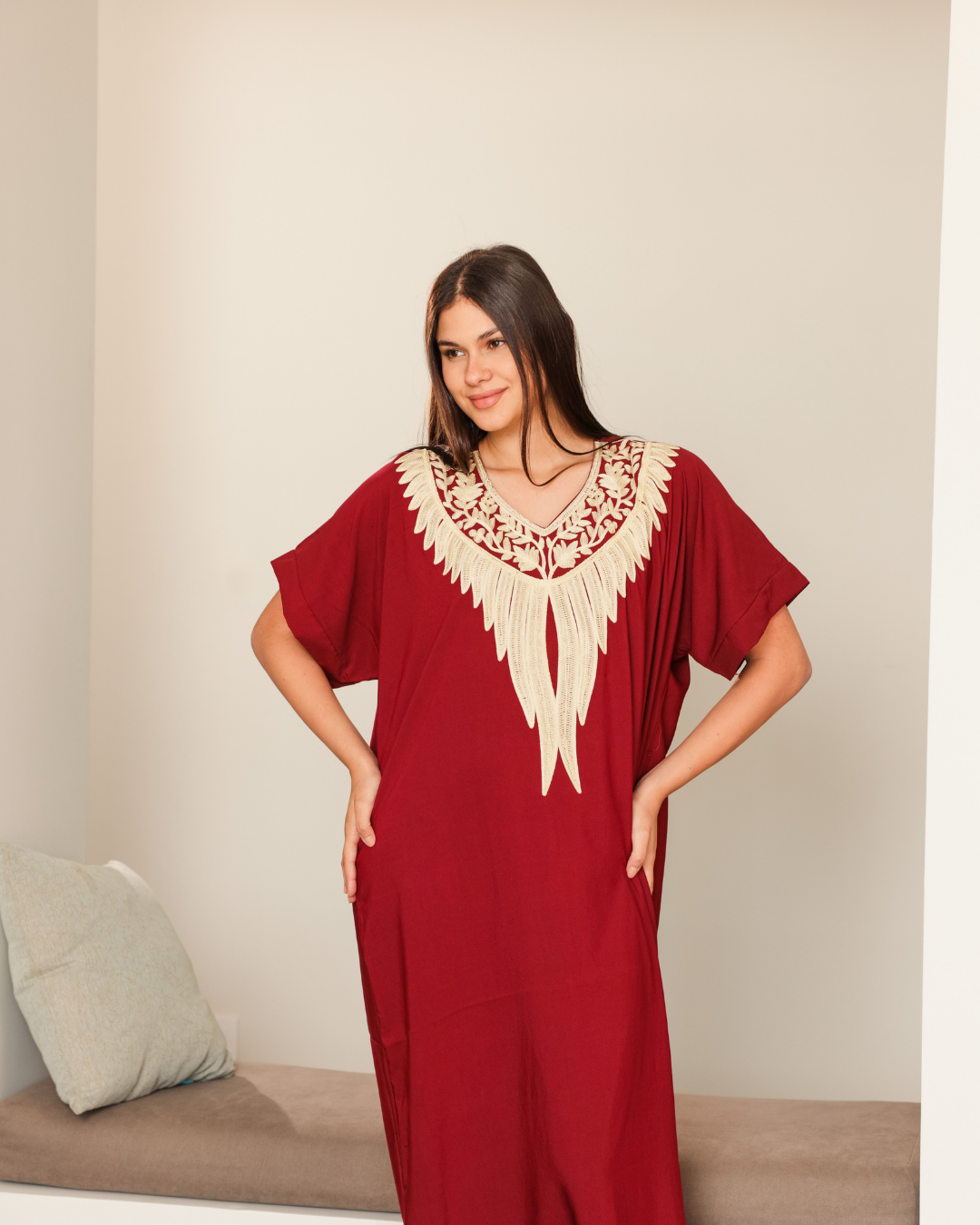 قميص داكرون نص كم مطرز 4