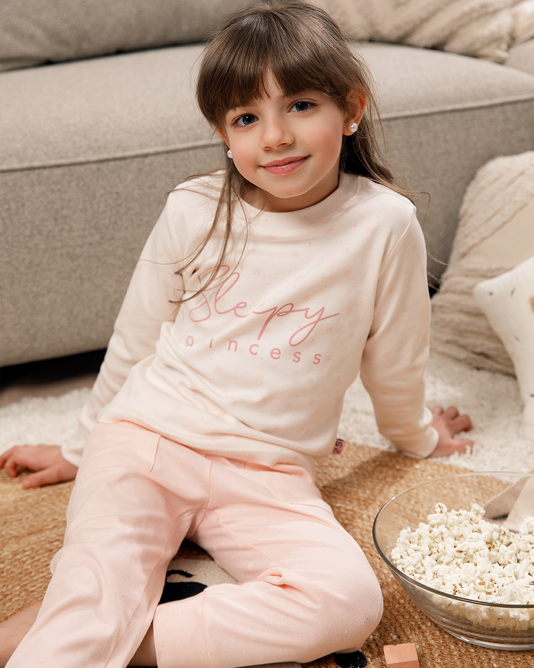 Sleepy princess girls' printed pajamas