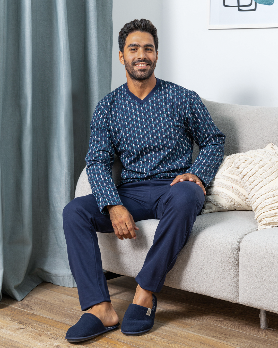 V  بيجامه رجالي روتاري