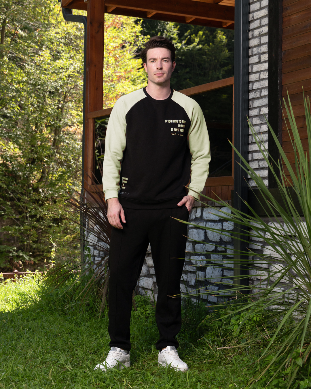 If you have to fold men's raglan pajamas