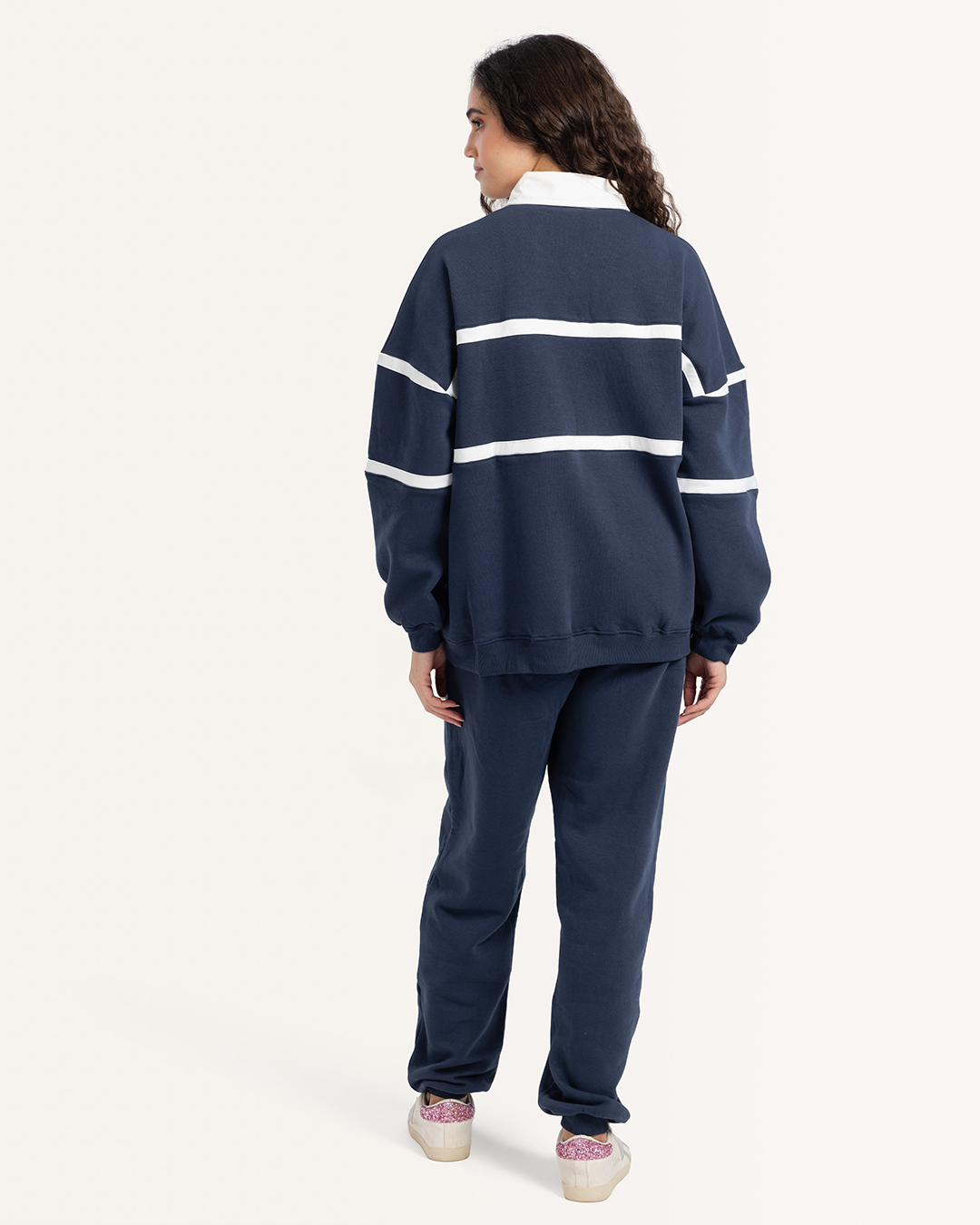 طقم رياضي كولة بزراير